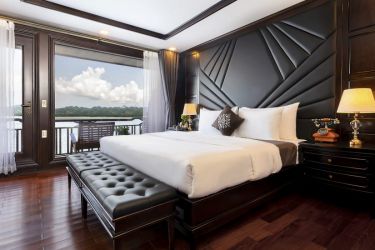 La Regina Legend Cruise