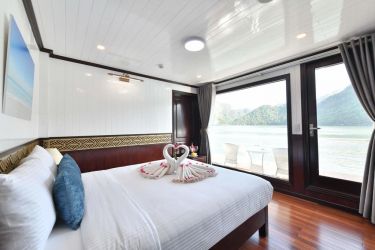 Sapphire Cruise Halong