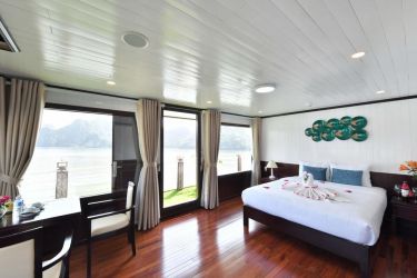 Sapphire Cruise Halong