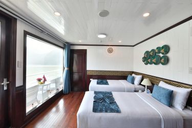 Sapphire Cruise Halong