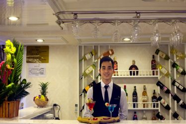 Halong Signature Cruise