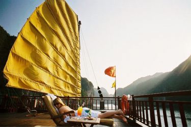 Valentine Premium 2 cabins