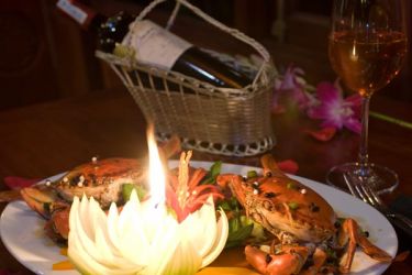 Valentine Junk 5 cabins