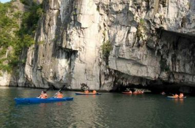 Ho Ba Ham islet( Ba Ham lake)