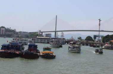 Hon Gai Harbour