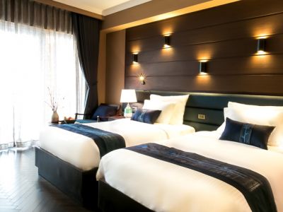 Twin premier Balcony