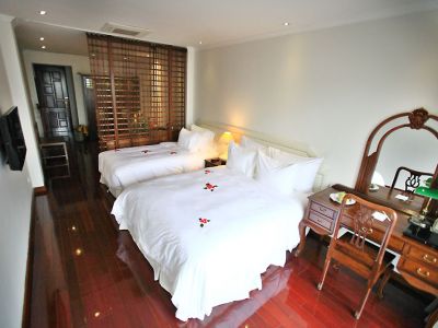 Family suite private balcony