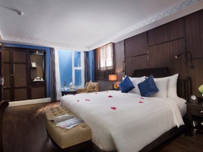 Premium Double balcony