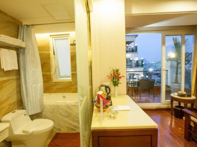 Suite private balcony