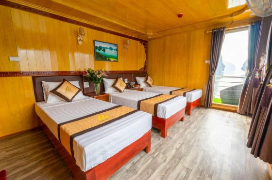 Family Suite/Triple private balcony - 2nd floor