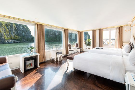 Family Suite - bathtub + jacuzzi - 2nd floor