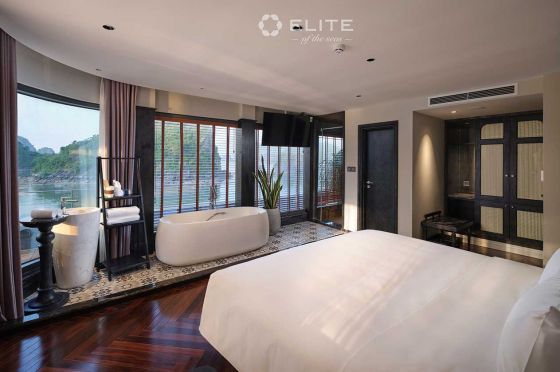 Elite Executive Suite - Private Large Terrace & Ocean View Bathtub