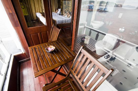 Premium Twin bed Private Balcony - upper floor