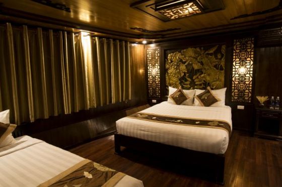 Family Connecting Ocean View