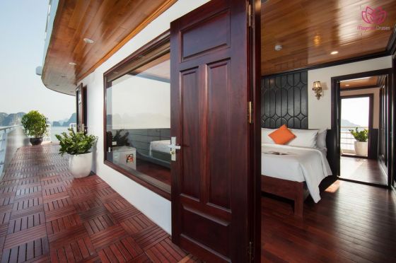 Cabins on 3rd floor - panoramic view (single/double/twin/triple/quad available)