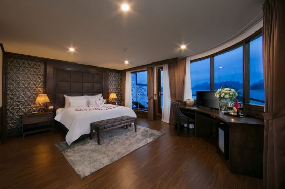 Mon Cheri Suite - Panoramic window - Private balcony & Terrace - 2nd floor