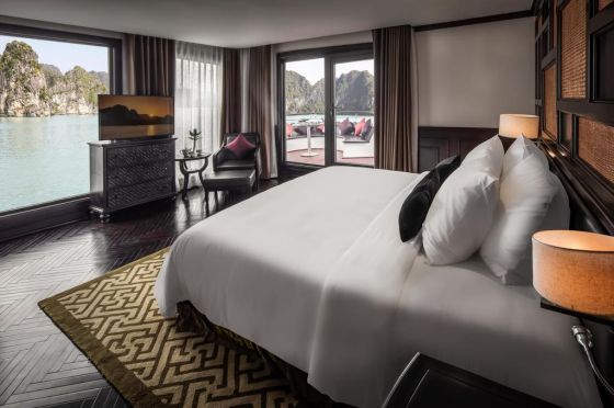 CABINET SUITE Private Terrace-Panoramic window-Back of the boat-2nd floor