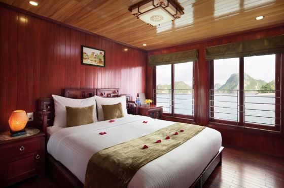 Ocean View - 3rd floor - great views