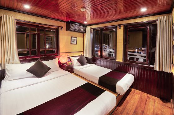 Triple private balcony - upper floor