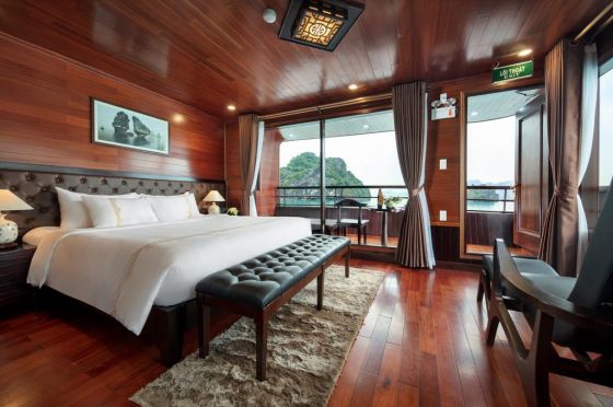 Prestige Suite - private balcony - 2nd floor