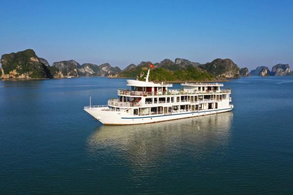 Sapphire Cruise Halong